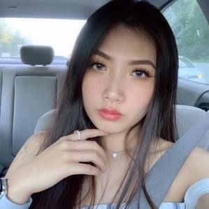 Meet your Posher, Nelly